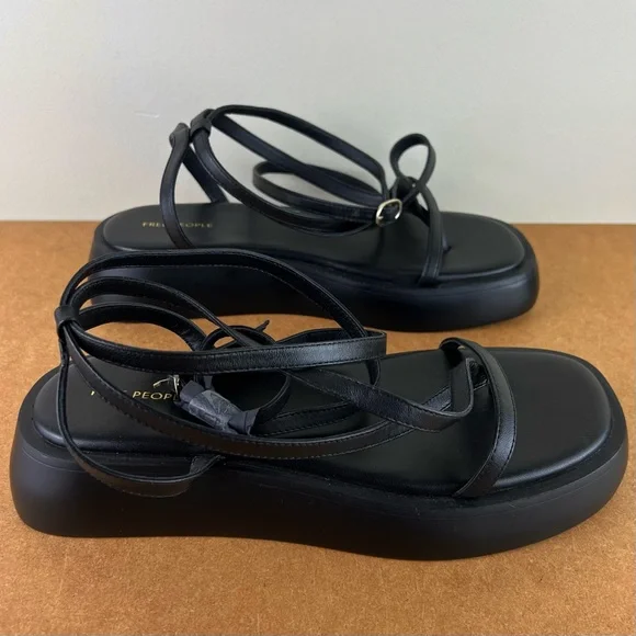 NEW FREE PEOPLE BLACK LEATHER STRAPPY PLATFORM SANDALS - Picture 3 of 13